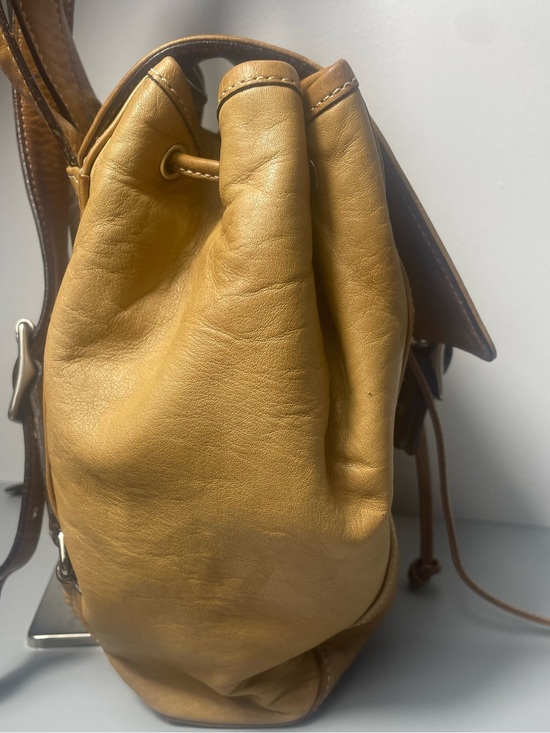 Coach Legacy Vintage Gloved-Tanned Leather Backpack main image 4